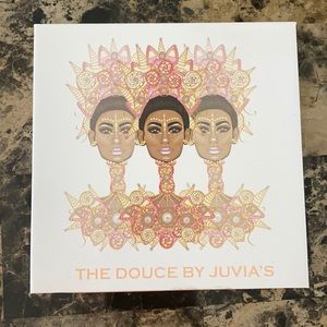 Juvia’s Place Deuce Palette